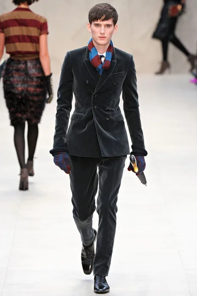 Look 54